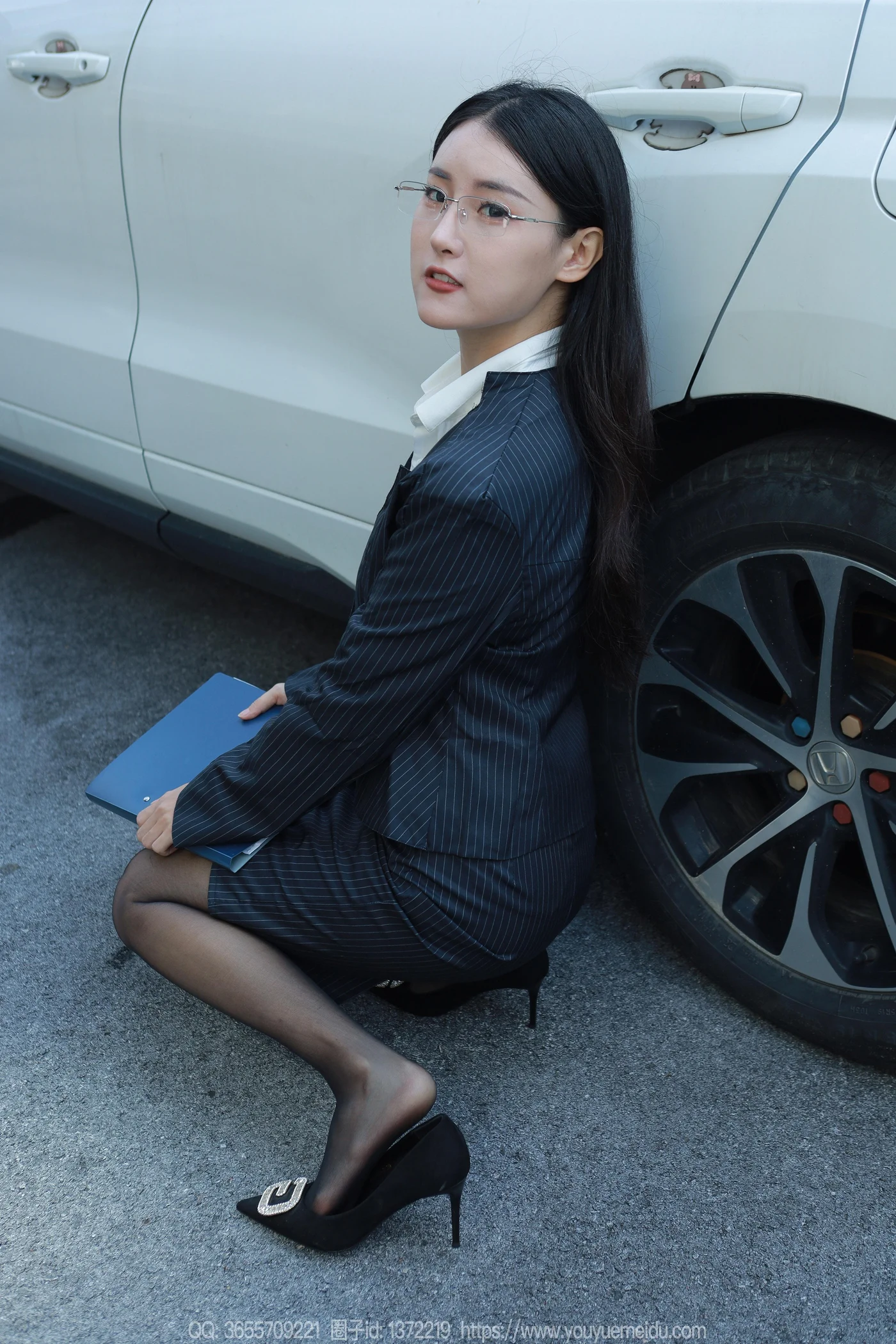 [IESS异思趣向] 丝享家 NO.1576 小宝《懂事早到女人》
