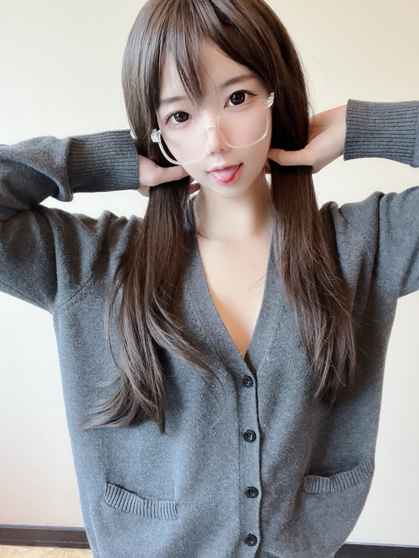 莉犬酱 NO.005 黑丝白蕾丝