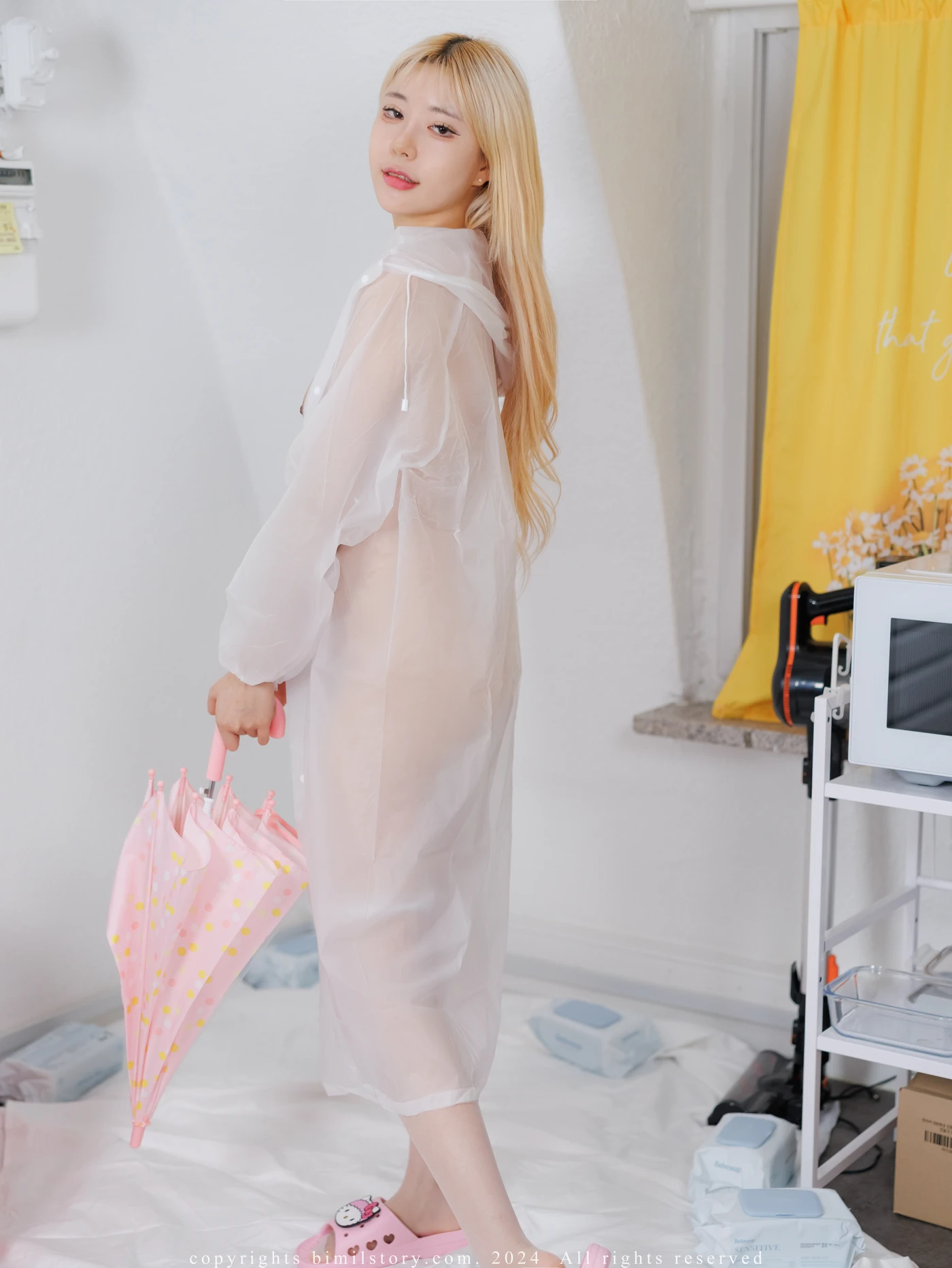 [Bimilstory] NO.296 Minharin - Raincoat Girl