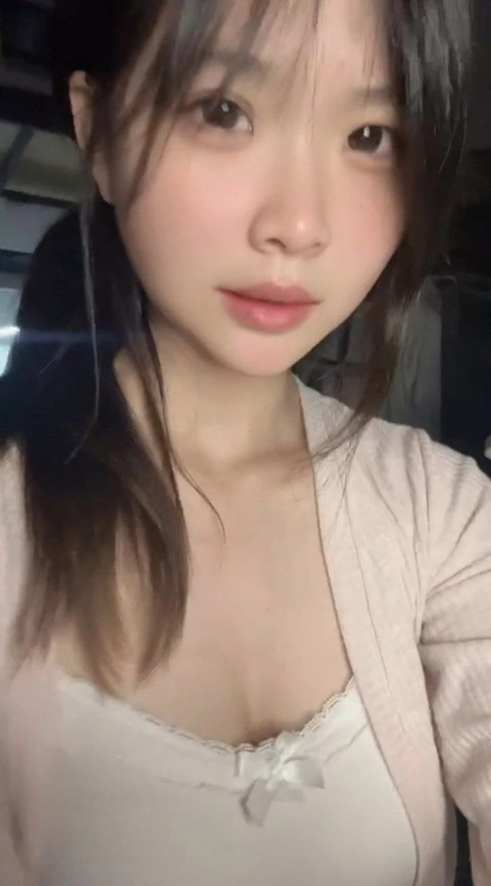 福利姬 NO.138 超级困 - 宅女萝莉