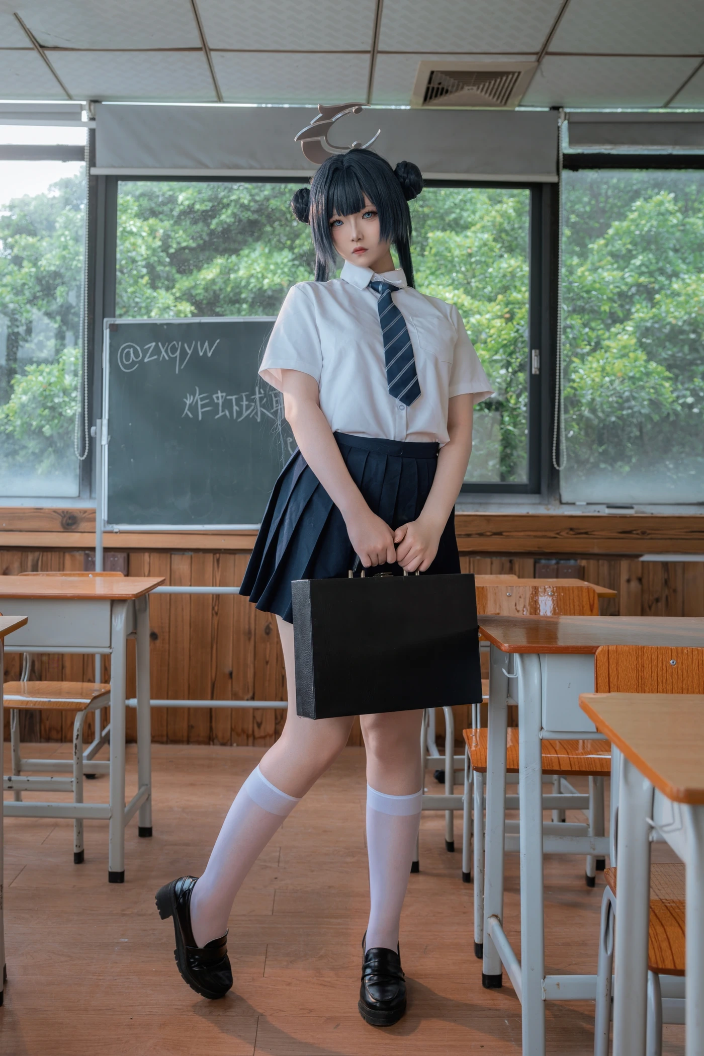 炸虾球耶呜 NO.001 妃咲JK