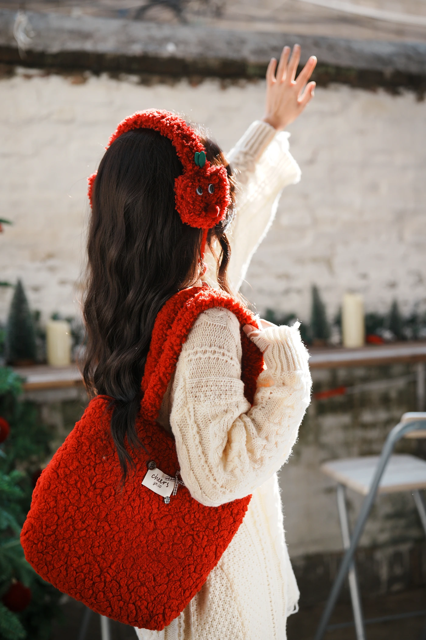 [YITUYU艺图语] 2025.08.15 红苹果 乐迪