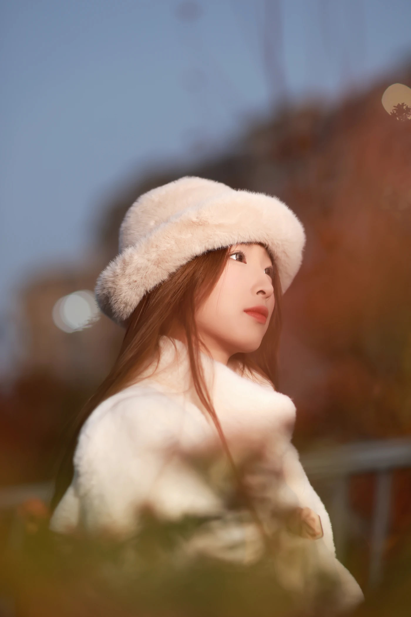 [YITUYU艺图语] 2025.08.16 人间忽晚 山河已秋 婷子