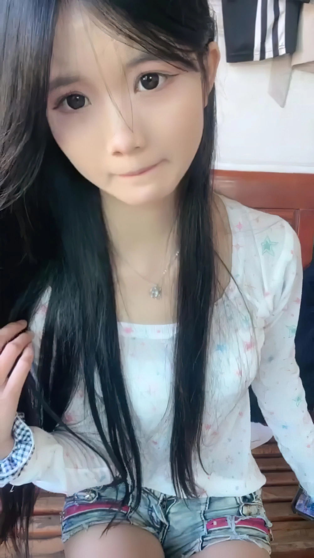 福利姬 NO.320 水嫩宝宝 - 农村07年美少女