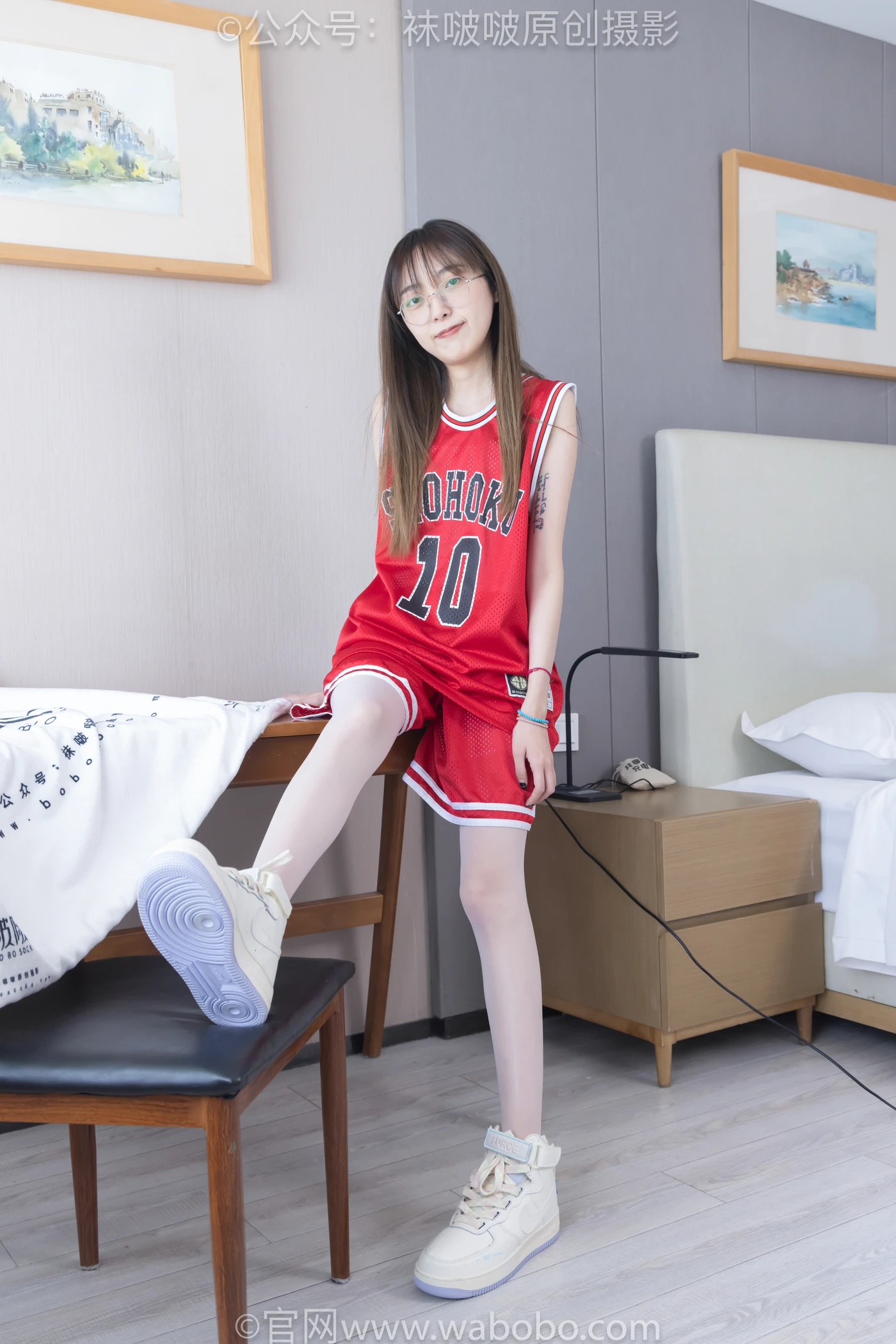 [BoBoSocks袜啵啵] NO.644 稚予-板鞋、拖鞋、薄白丝、五指薄灰丝