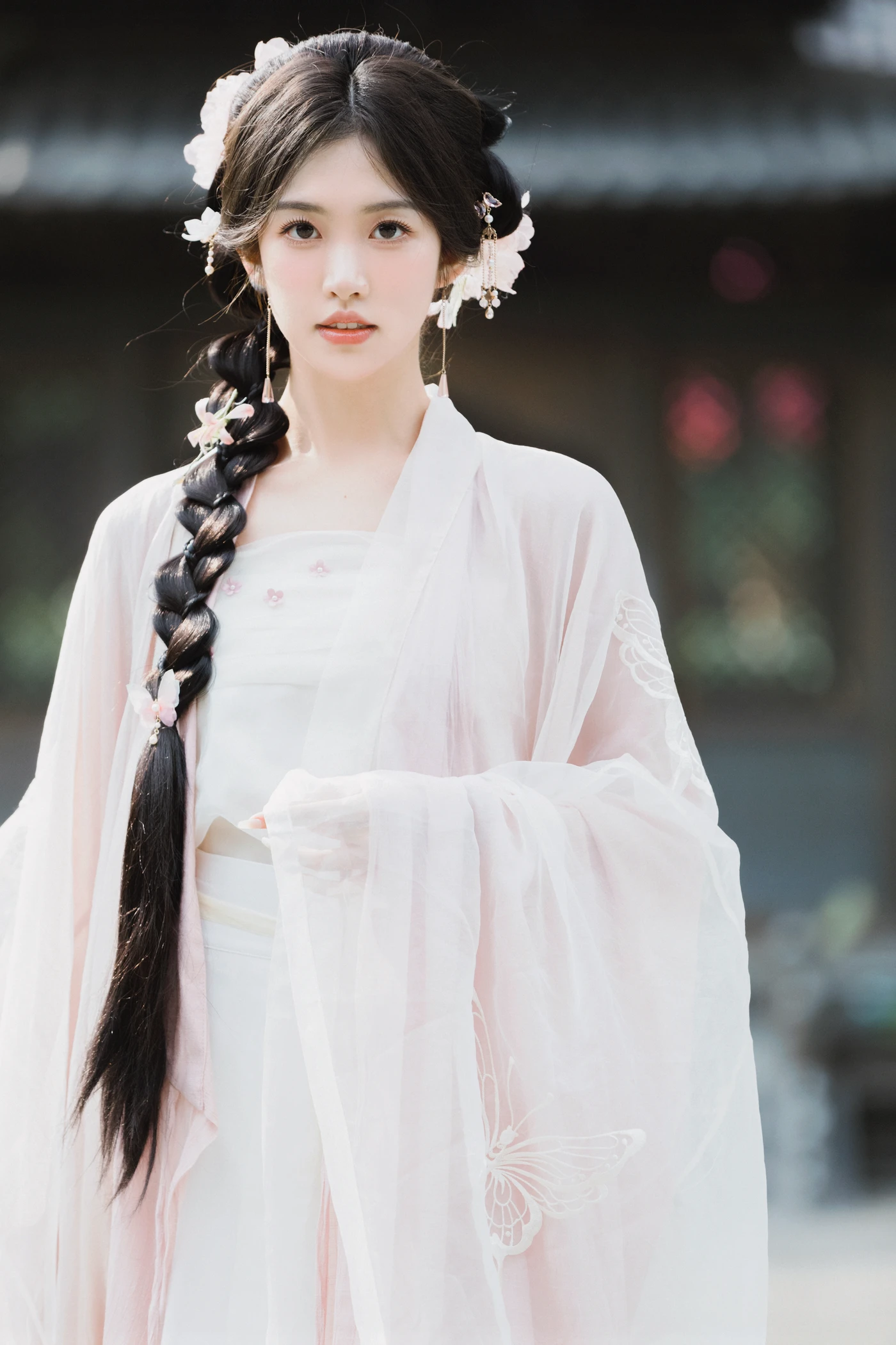 [YITUYU艺图语] 2025.09.11 落叶聚还散，寒鸦栖复惊 吴毅非