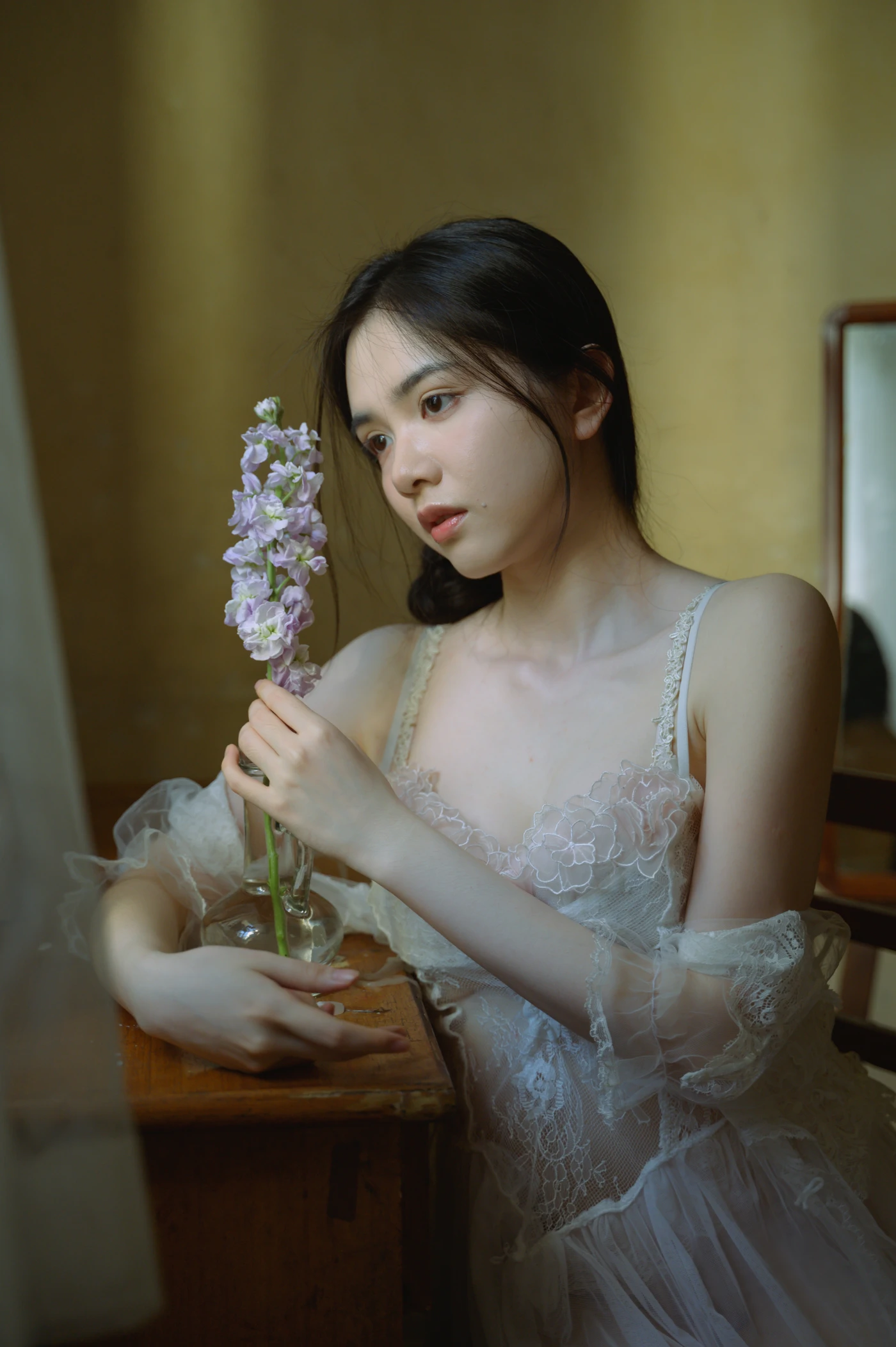 [YITUYU艺图语] 2025.09.13 温柔的午后 涣枝